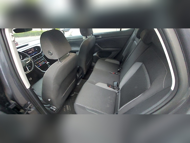 Volkswagen T-Cross 1.0 110CV foto 7
